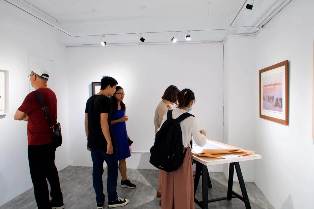 & other Art things 嘉俬房 玻璃屋