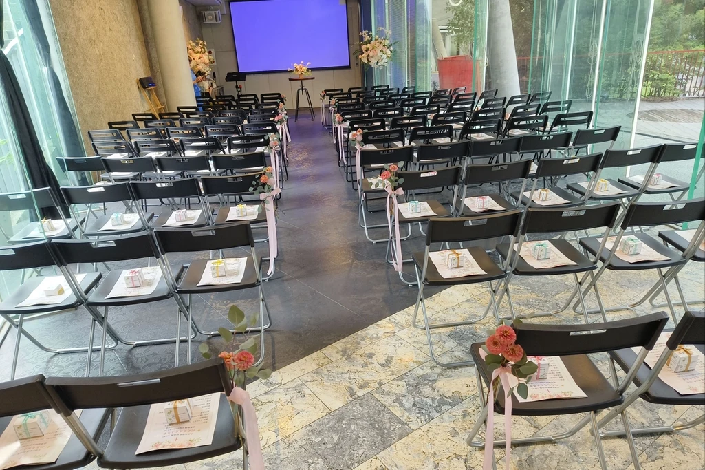 台中秋紅谷｜市集｜活動｜會議｜發表展演｜C館 (包館)