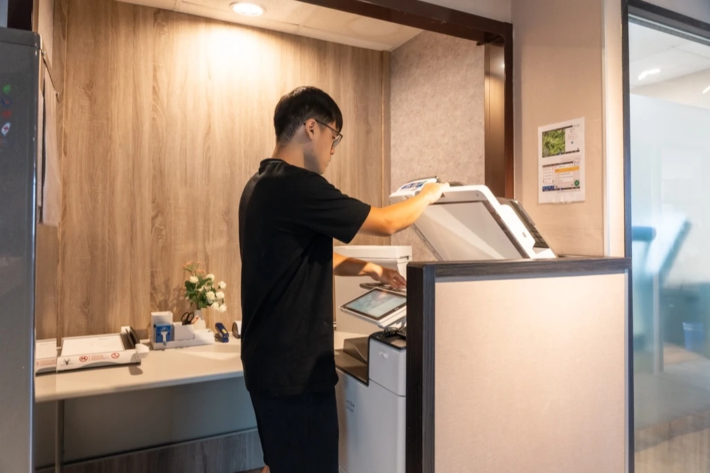 🚇市府站1號出口步行2分鐘｜10人會議空間｜視訊設備｜免費茶水 ☕📽📎🪑