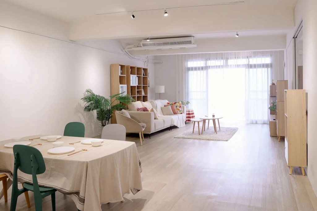 超高cp值家景棚｜一次用5場景設備很多｜亞東醫院站｜空間大43坪｜24小時皆可拍