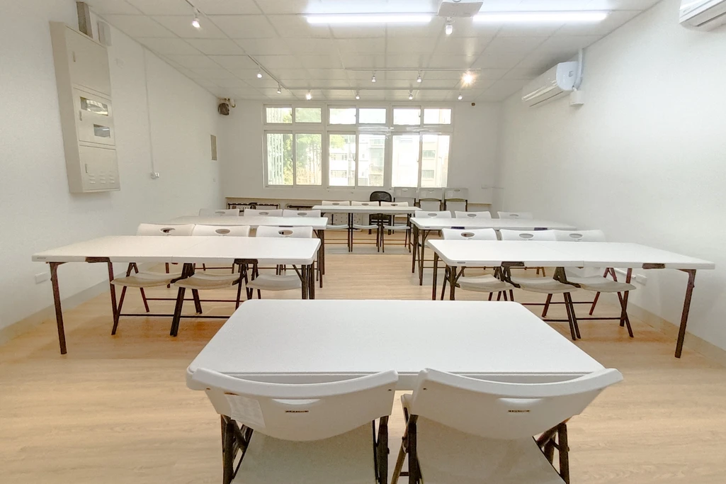 📍高雄凱旋｜✨投影・白板・音響全配｜👨‍🏫課程・講座・親子活動｜造夢基地｜2F自由空間